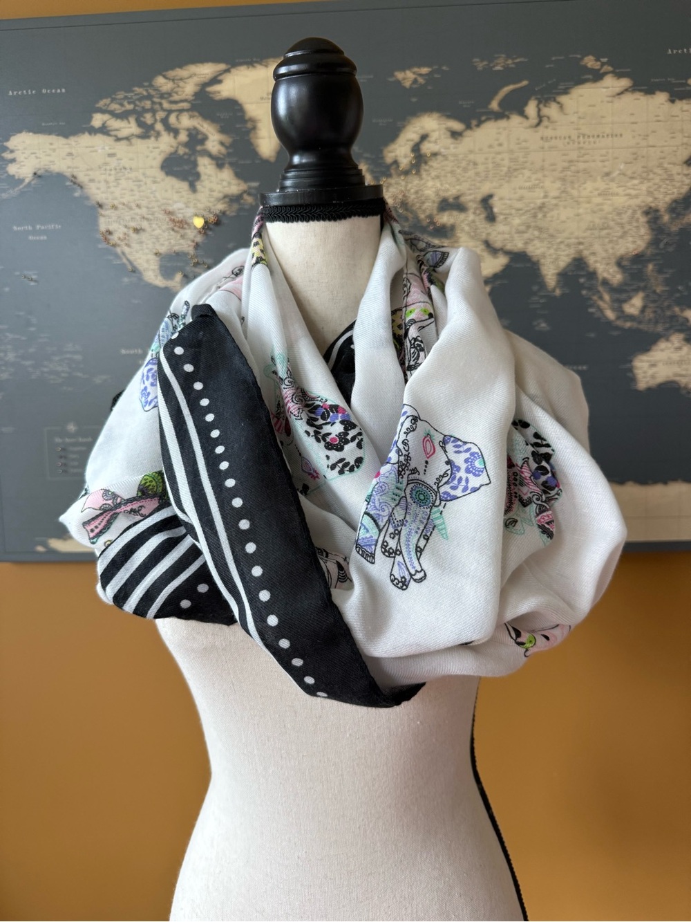 Elephant Infinity Scarf OS - Picture 8 of 8